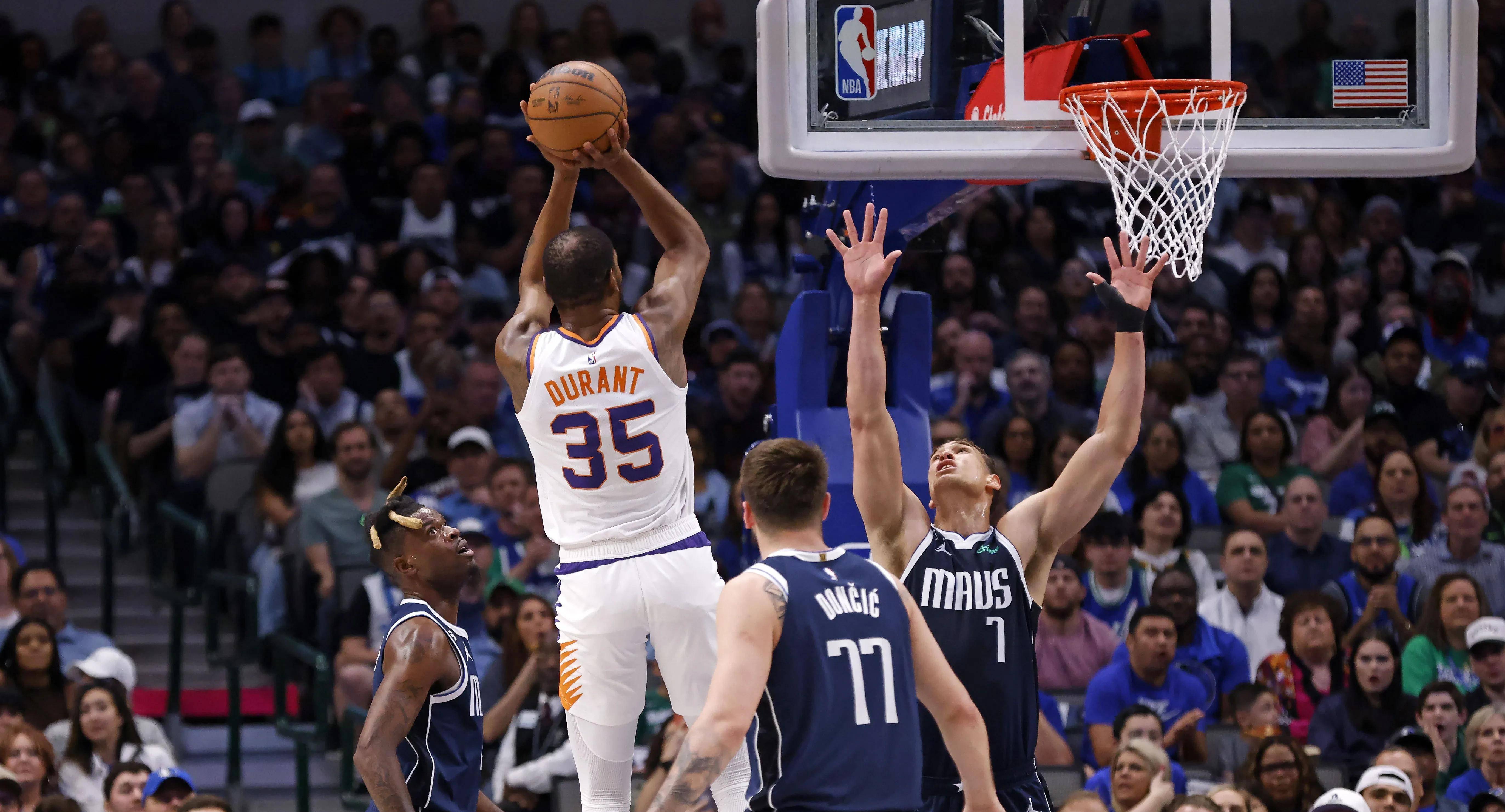 关于NBA赛事精彩瞬间盘点，年度回顾震撼登场的信息