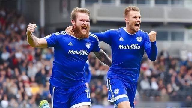 包含专家预测足球胜率超六成，结果成焦点的词条