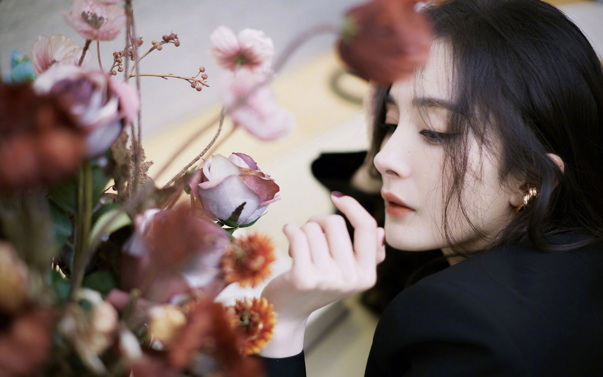 秋风拂橡林，塔图姆的节奏如何令雄鹿迷失在绿荫深处